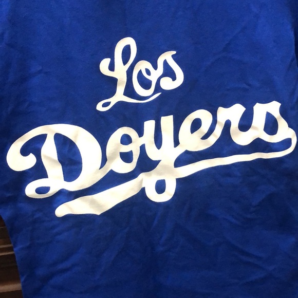 Dodgers shirt 💙⚾️ - Picture 2 of 5